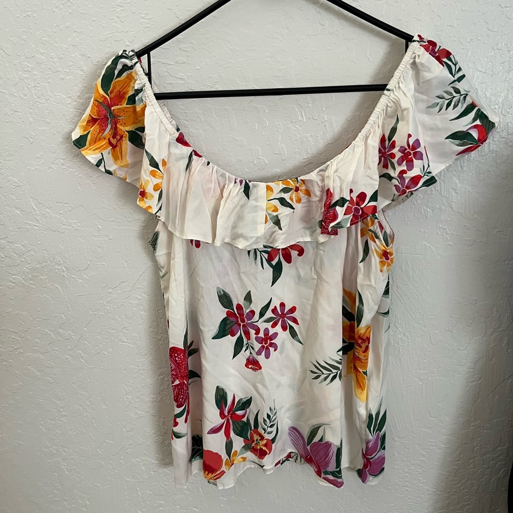 Old navy floral top